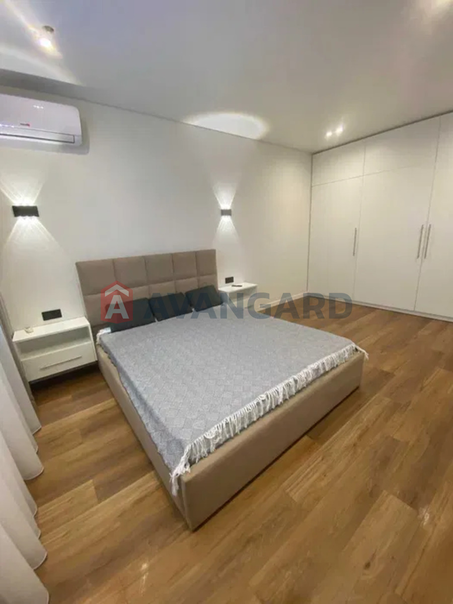 1 ����. ��������, 49/-/16 ��. �., 9/10 ���� ���� 2