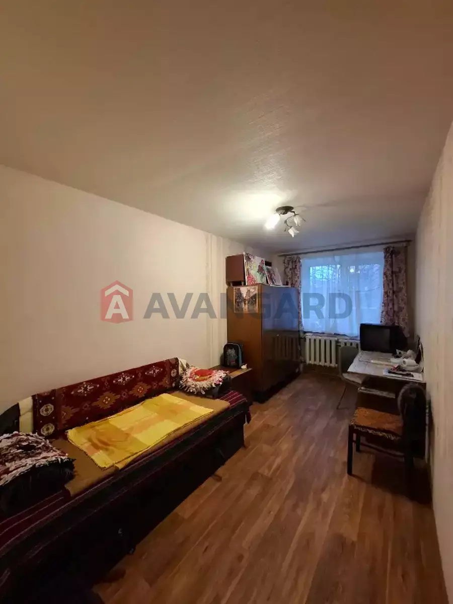 2 ��. ��������, 49/-/- ��. �., 1/9 ������ ���� 8