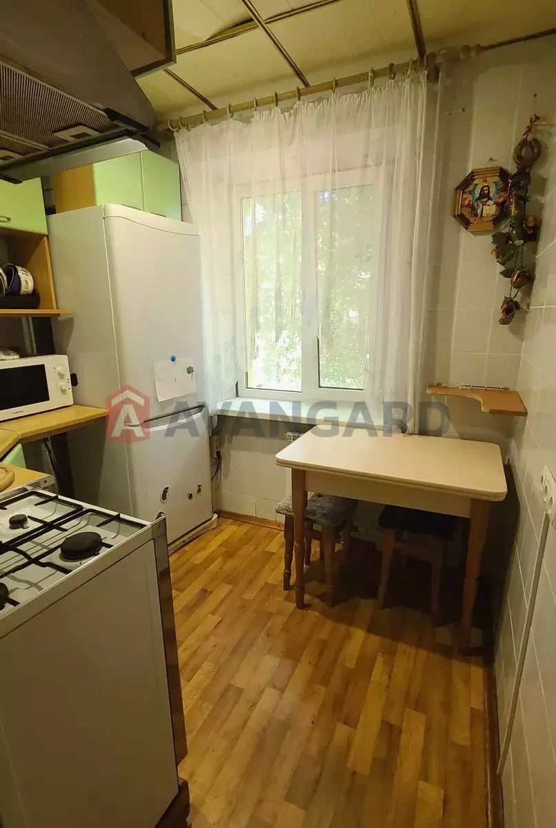 3 ��. ��������, 54/-/6 ��. �., 3/5 ������ ���� 5