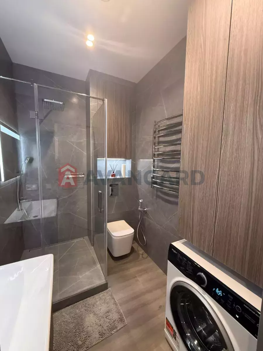 2 ��. ��������, 46/25/15 ��. �., 9/10 ������ ���� 11