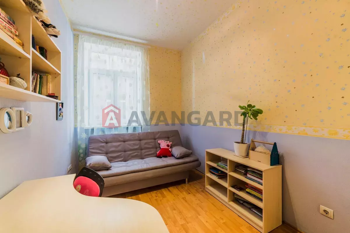 3 ����. ��������, 77/-/17 ��. �., 3/4 ���� ���� 11