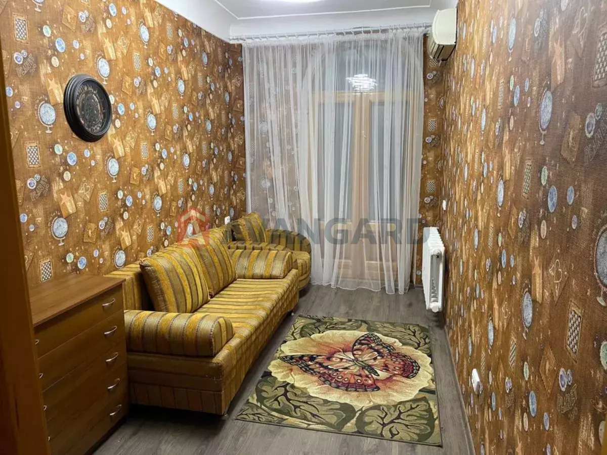 2 ��. ��������, 50/-/10 ��. �., 5/5 ������ ���� 4