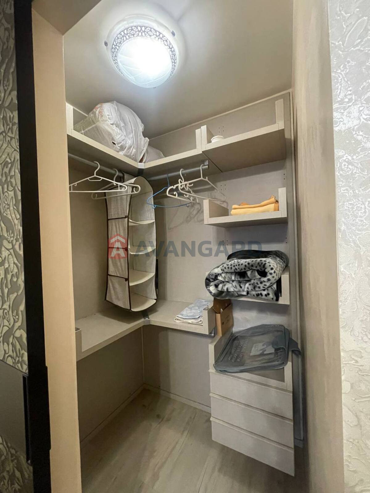 3 . , 68/40/9 . ., 2/9   2