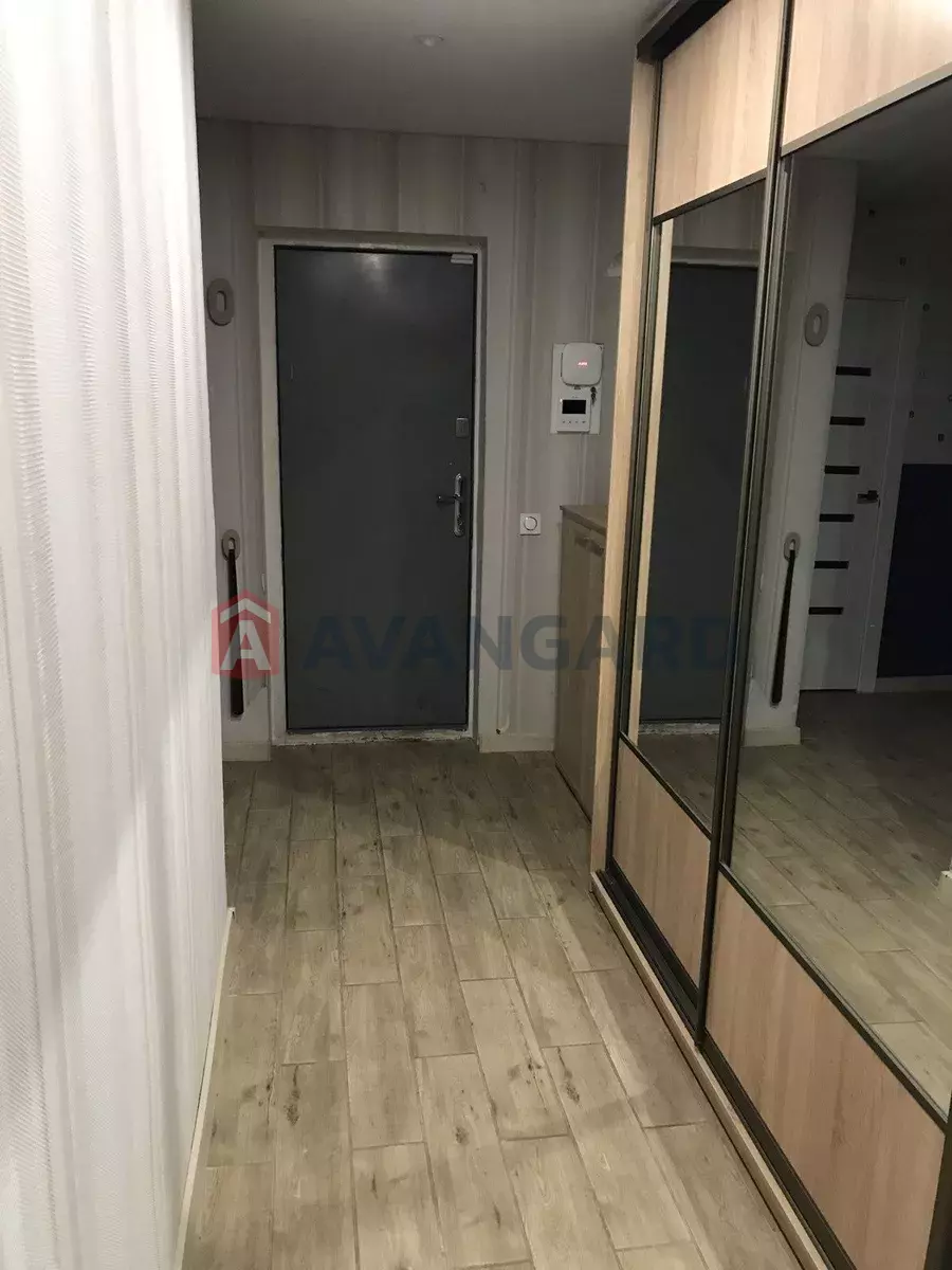 2 ����. ��������, 50/-/8 ��. �., 9/9 ���� ���� 14