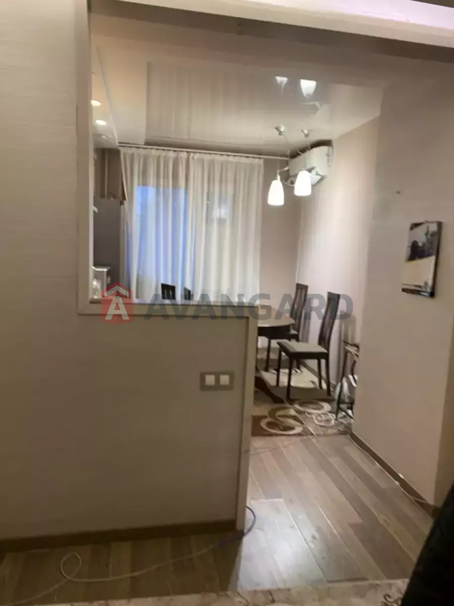 4 . , 83/-/10 . ., 2/10   3