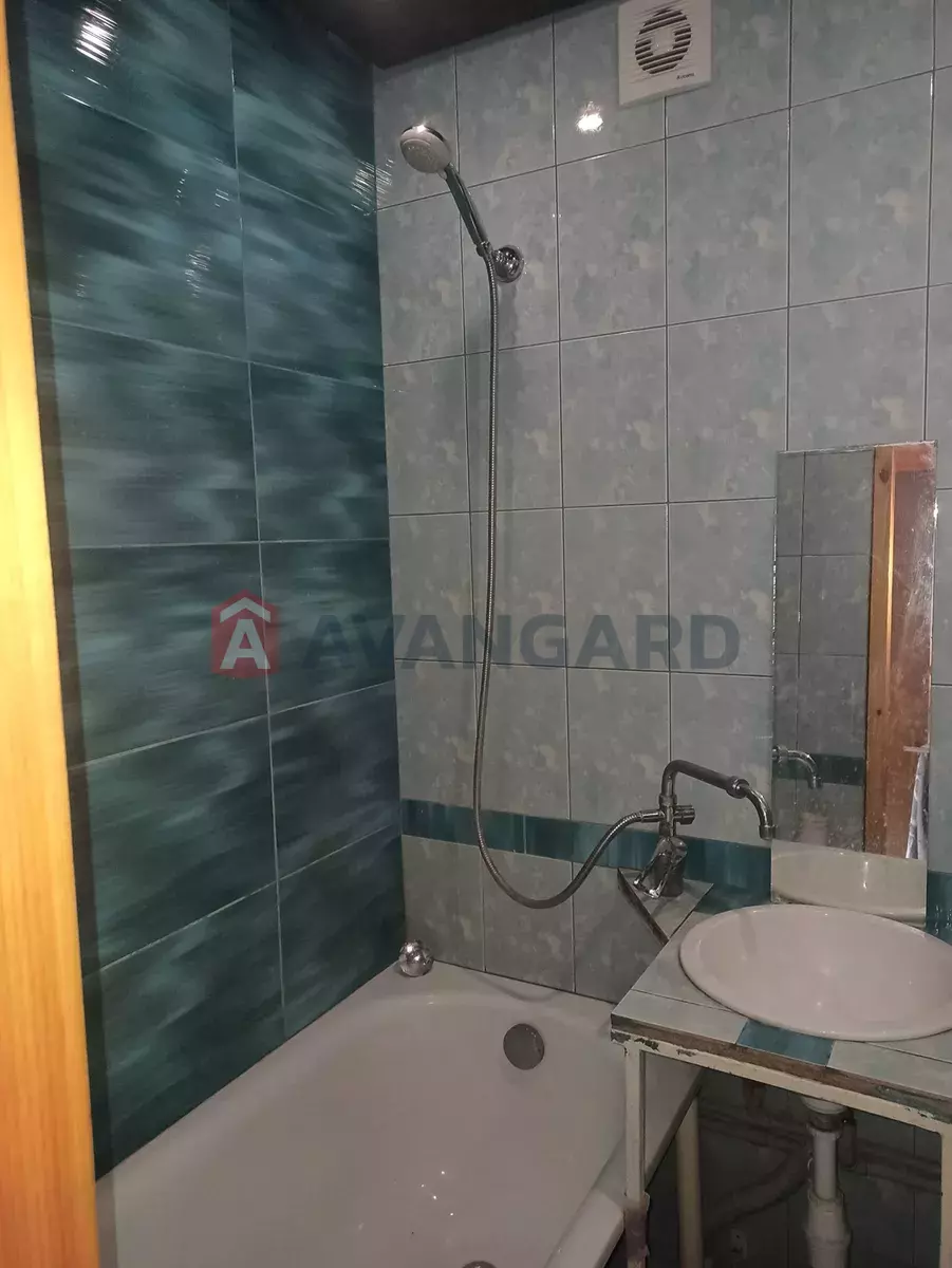 2 ����. ��������, 30/-/5 ��. �., 3/5 ���� ���� 3