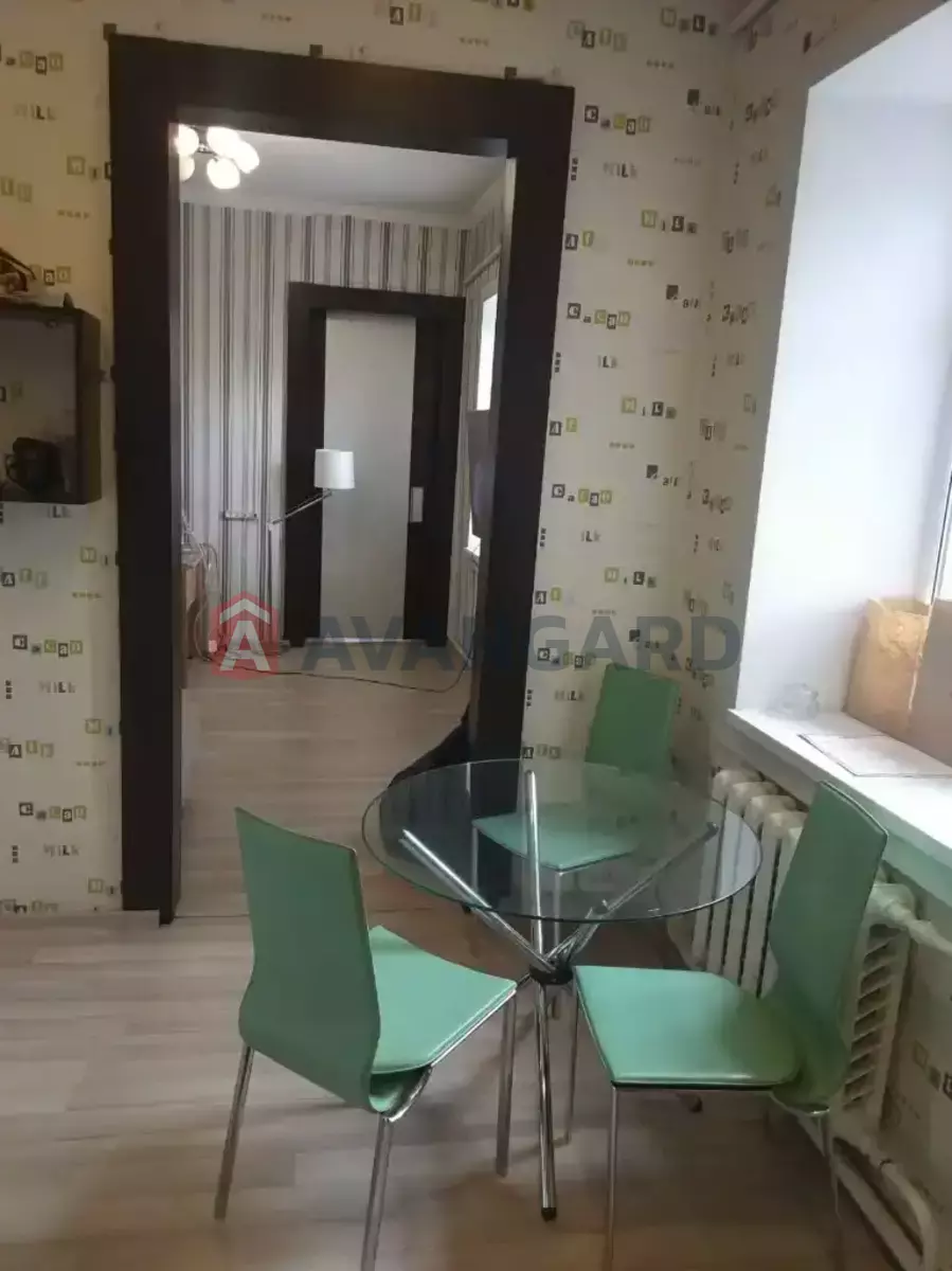 2 ����. ��������, 45/24/10 ��. �., 2/2 ���� ���� 4