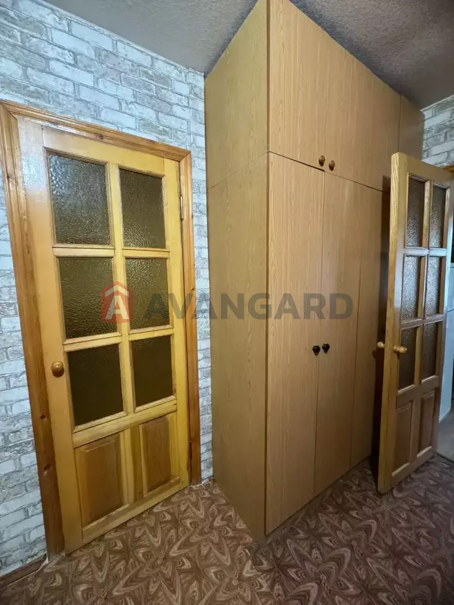 1 . , 40/-/- . ., 8/9   14