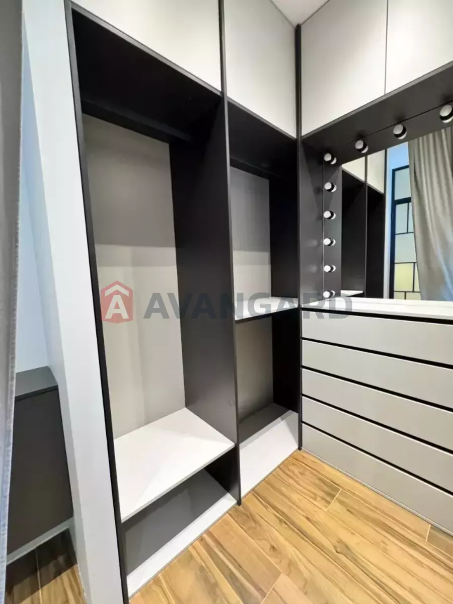 3 ��. ��������, 70/40/15 ��. �., 4/19 ������ ���� 10