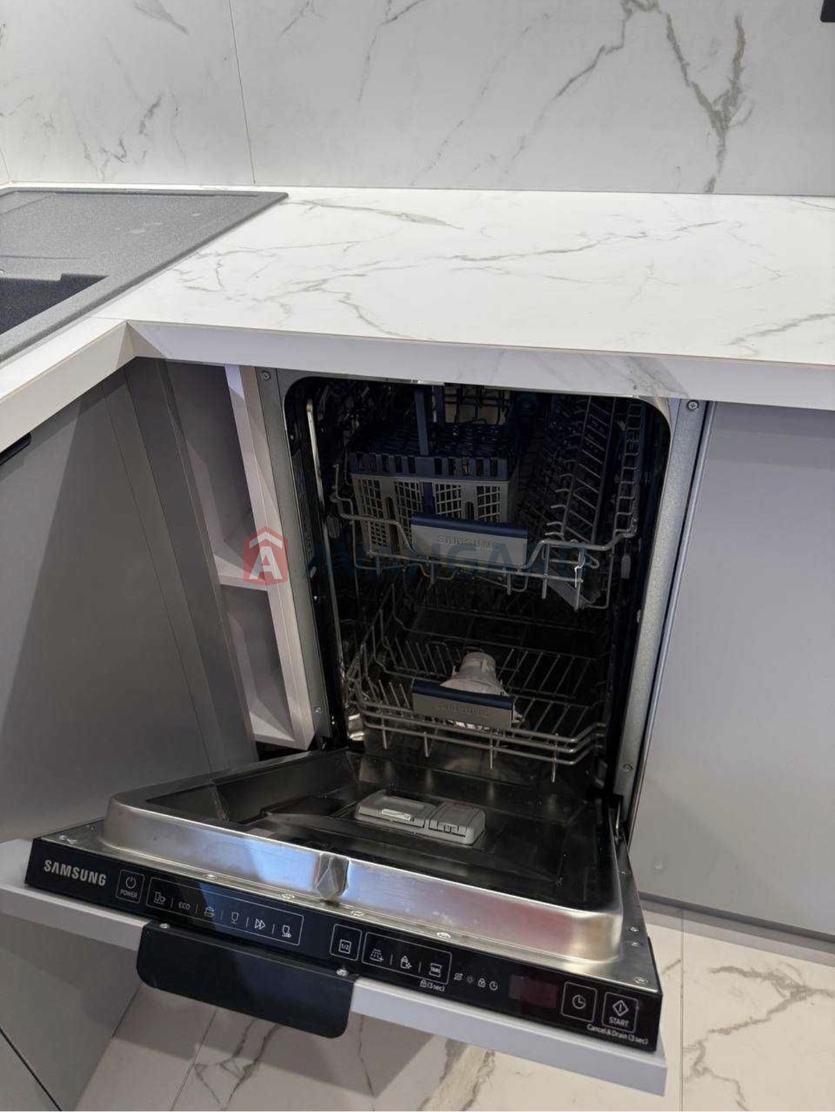 1 ��. ��������, 40/20/18 ��. �., 7/10 ������ ���� 12