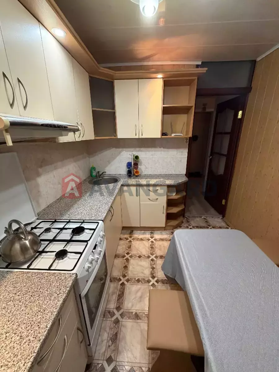 2 ����. ��������, 51/27/8 ��. �., 9/9 ���� ���� 2