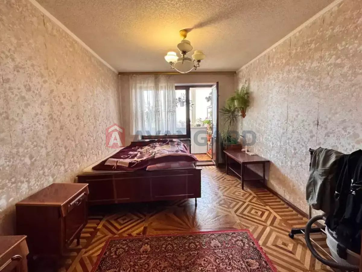 3 ��. ��������, 70/18/10 ��. �., 10/10 ������ ���� 25