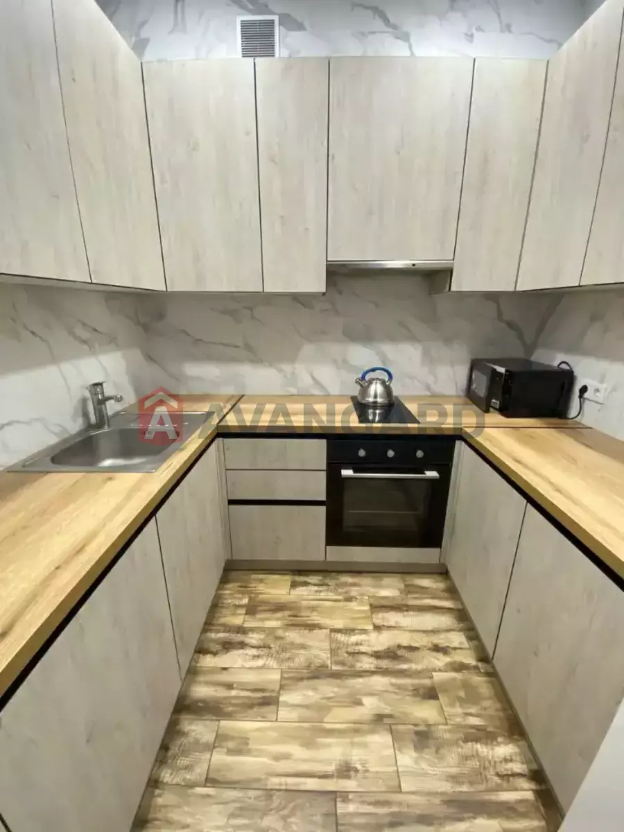 2 ��. ��������, 57/-/- ��. �., 8/12 ������ ���� 6