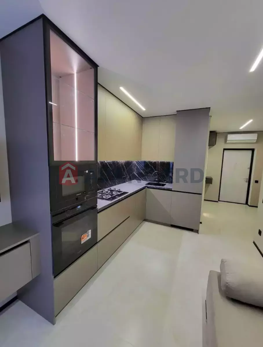 2 ����. ��������, 45/-/20 ��. �., 4/10 ���� ���� 1