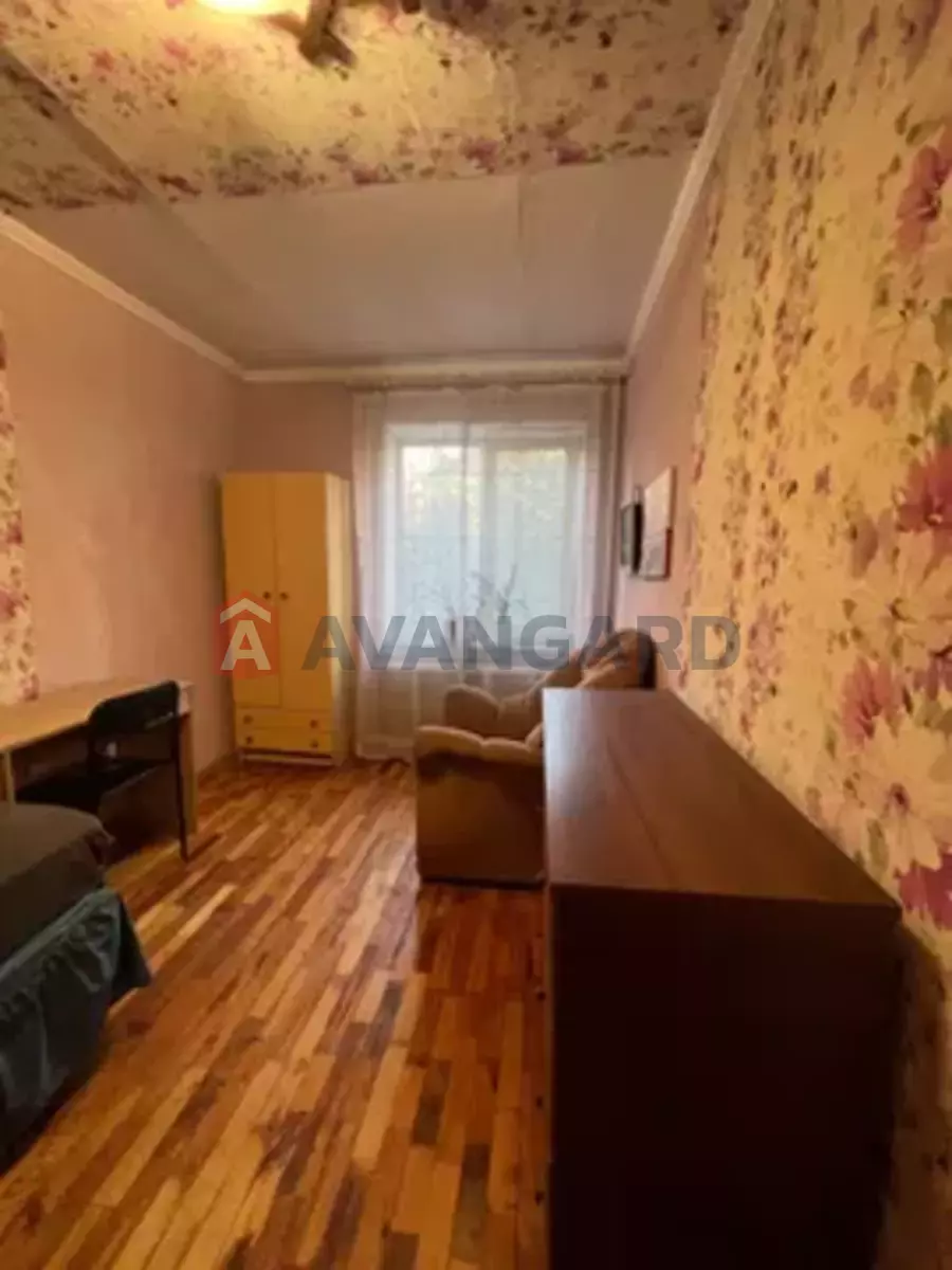 2 ����. ��������, 45/28/8 ��. �., 6/9 ���� ���� 15