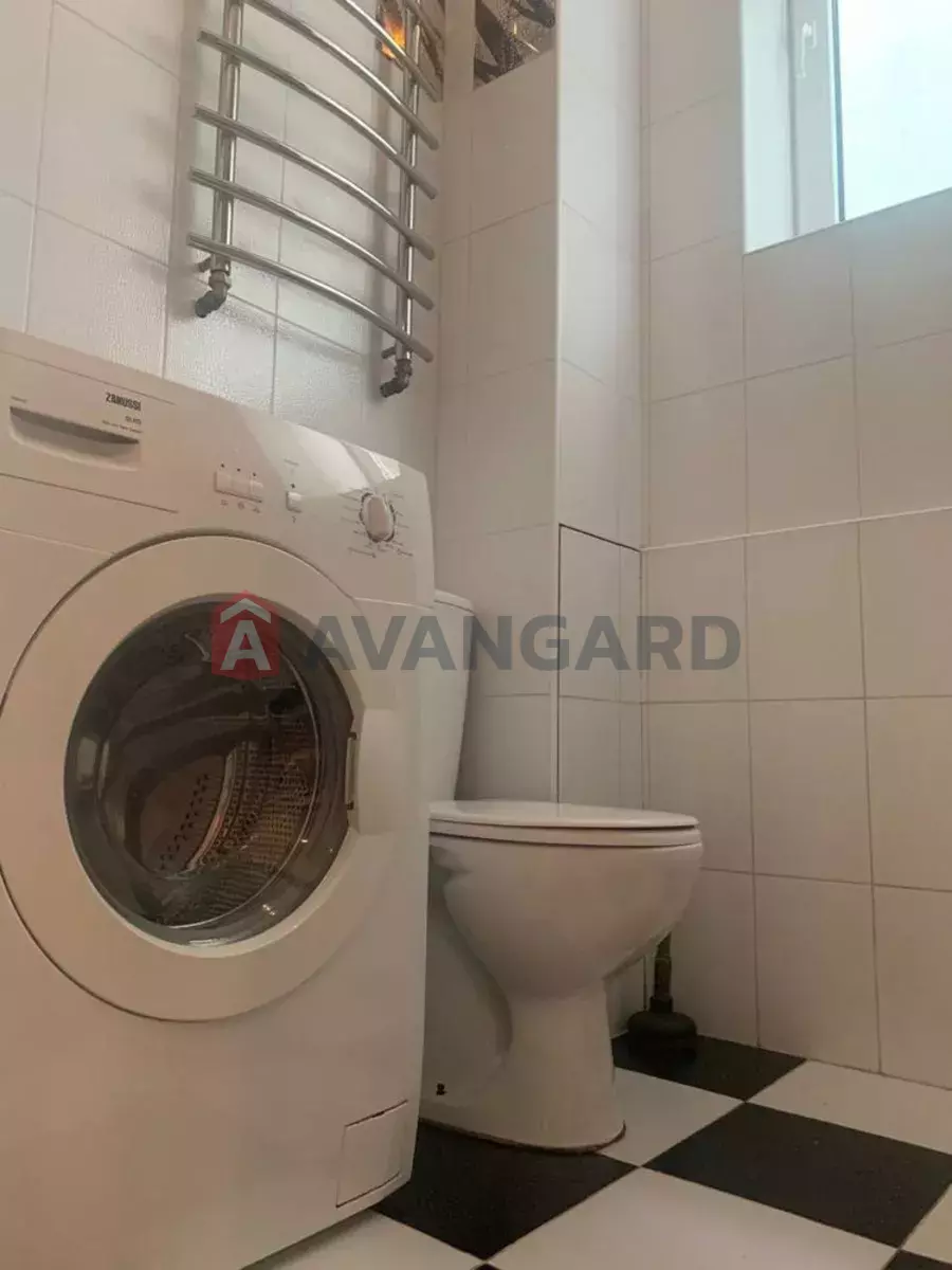 2 ��. ��������, 60/-/7 ��. �., 3/5 ������ ���� 16