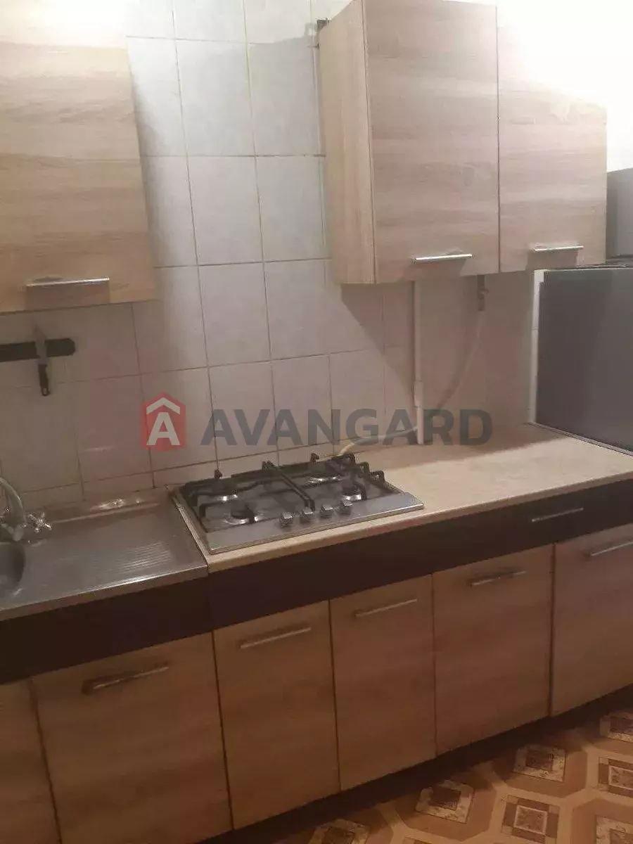 2 ����. ��������, 50/-/7 ��. �., 7/9 ���� ���� 1