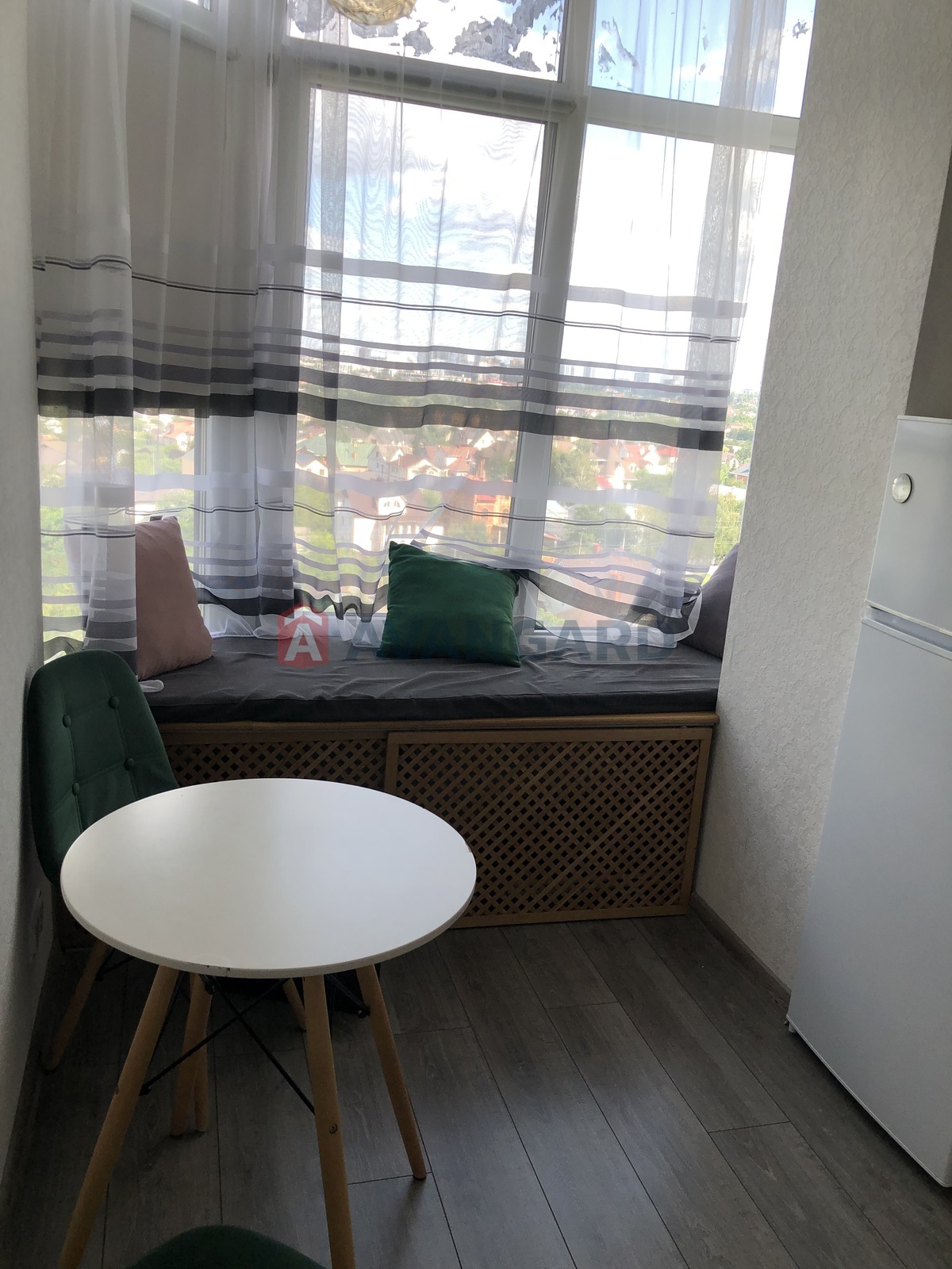 1 ��. ��������, 30/15/8 ��. �., 10/10 ������ ���� 7