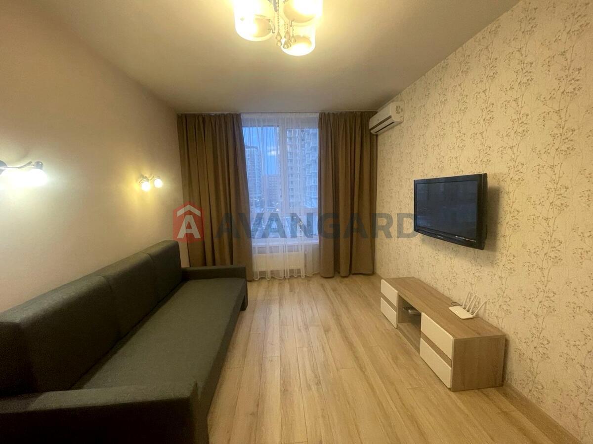 1 ��. ��������, 38 / 15.5 / 11.4 �? ��. �., 4/7 ������ ���� 2