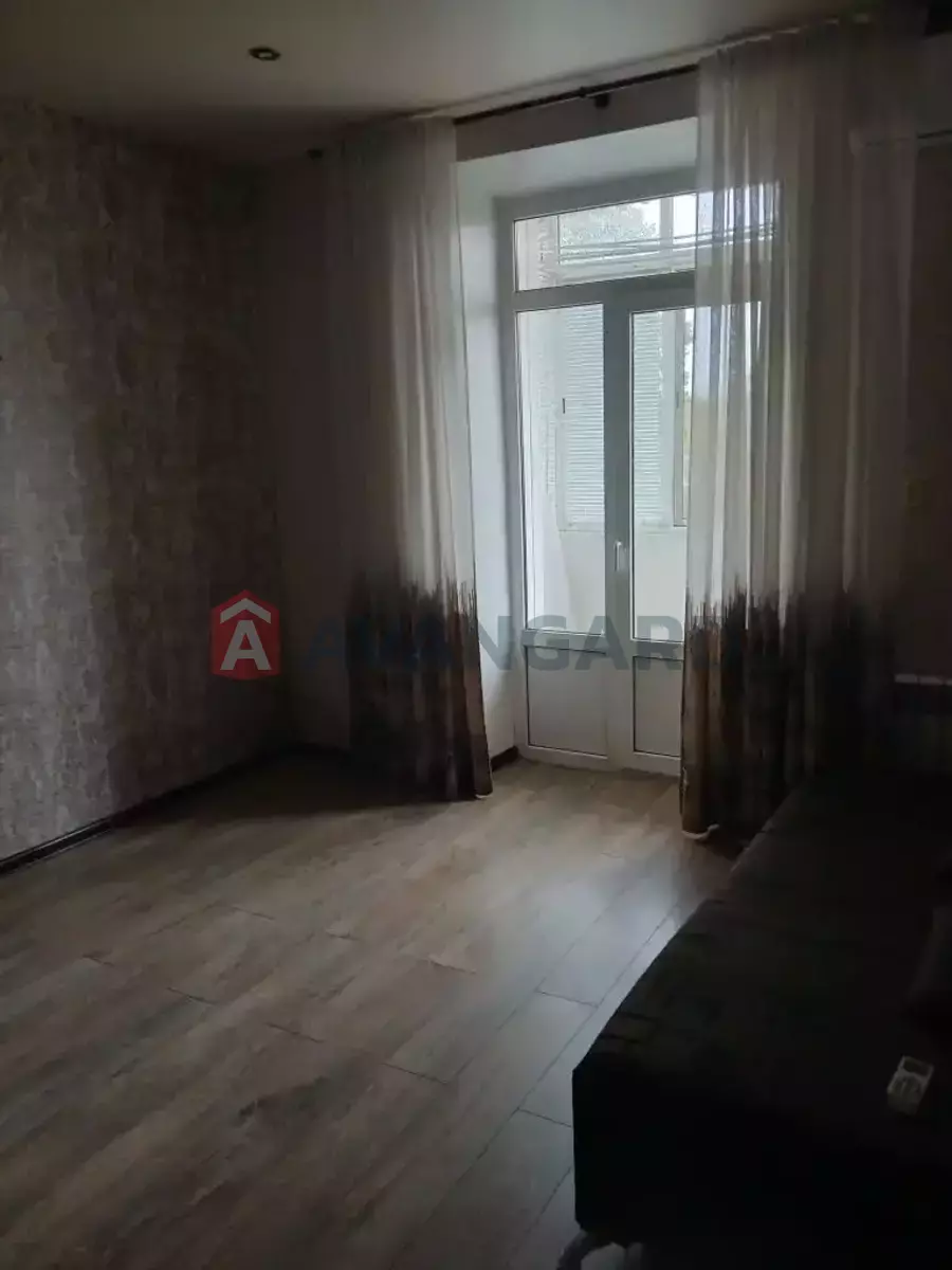 1 кім. квартира, 33/-/- кв. м., 4/4 поверх фото 1 1 кім. квартира, 33/-/- кв. м., 4/4 поверх фото 1