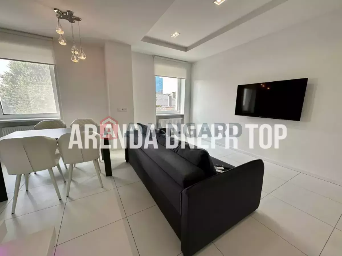 3 ��. ��������, 90/-/- ��. �., 3/3 ������ ���� 11