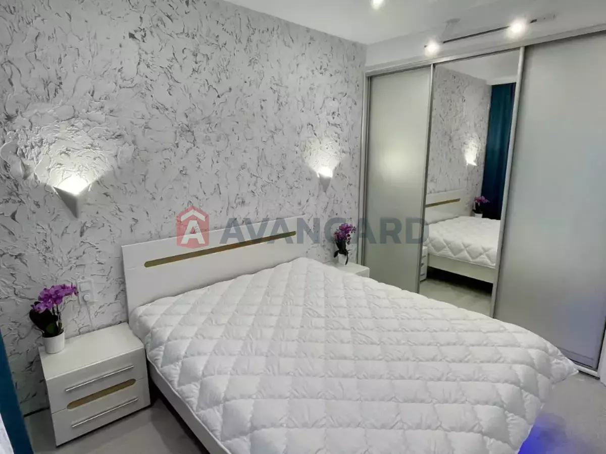 2 ��. ��������, 51/-/- ��. �., 2/10 ������ ���� 10