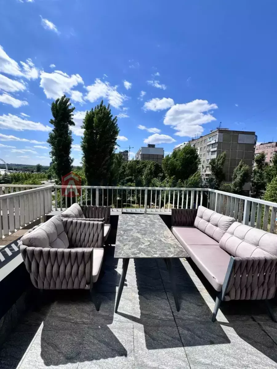 3 ��. ��������, 70/40/15 ��. �., 4/19 ������ ���� 16