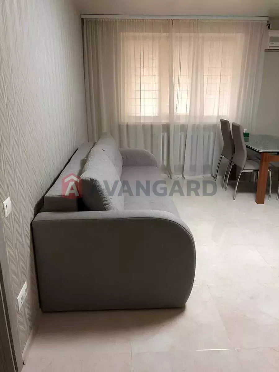 2 . , 45/-/8 . ., 1/5   8