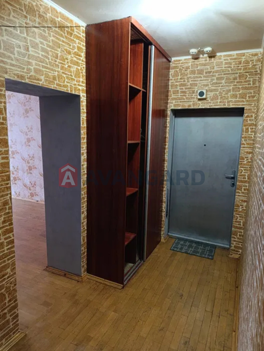 2 ����. ��������, 65/-/18 ��. �., 3/11 ���� ���� 5