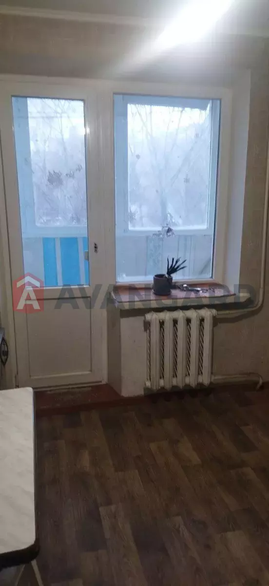 1 ����. ��������, 30/-/8 ��. �., 4/16 ���� ���� 2