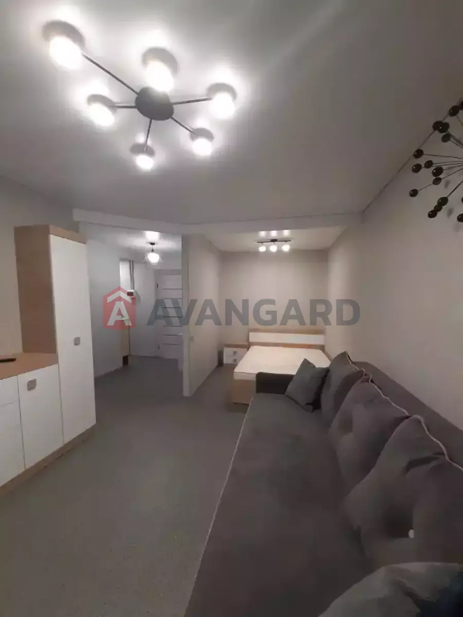 1 ����. ��������, 40/19/8 ��. �., 9/16 ���� ���� 3