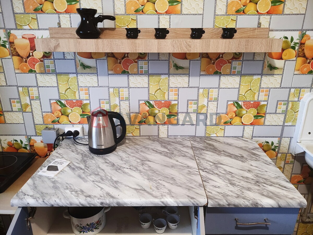 1 ��. ��������, 36/18/7 ��. �., 12/16 ������ ���� 8