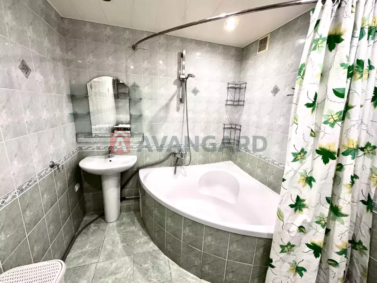 3 ����. ��������, 60/-/8 ��. �., 5/9 ���� ���� 13