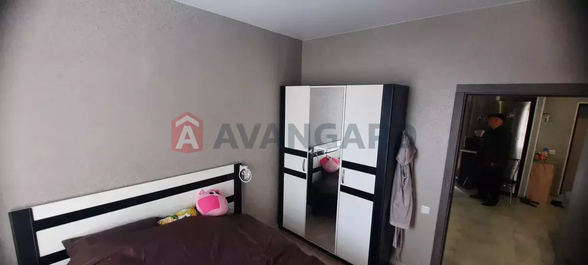 2 ��. ��������, 45/-/18 ��. �., 2/2 ������ ���� 3