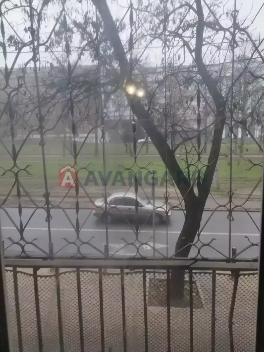 2 ��. ��������, 45/-/- ��. �., 2/5 ������ ���� 3