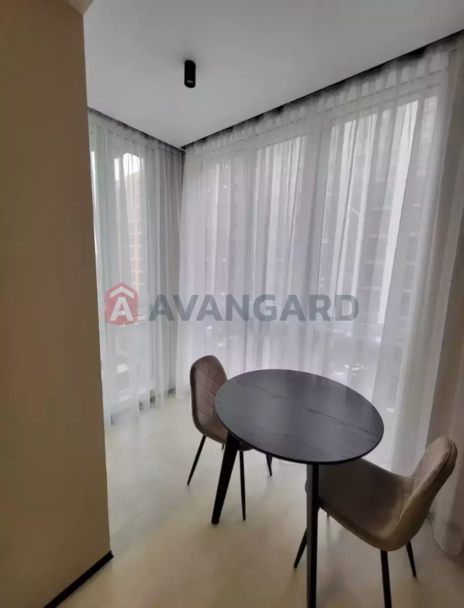 2 ����. ��������, 45/-/20 ��. �., 4/10 ���� ���� 7