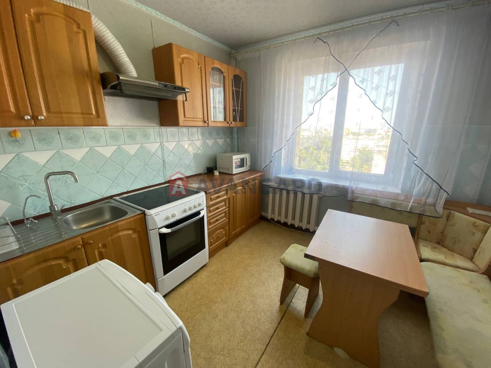 2 ��. ��������, 50/22/8 ��. �., 16/16 ������ ���� 1