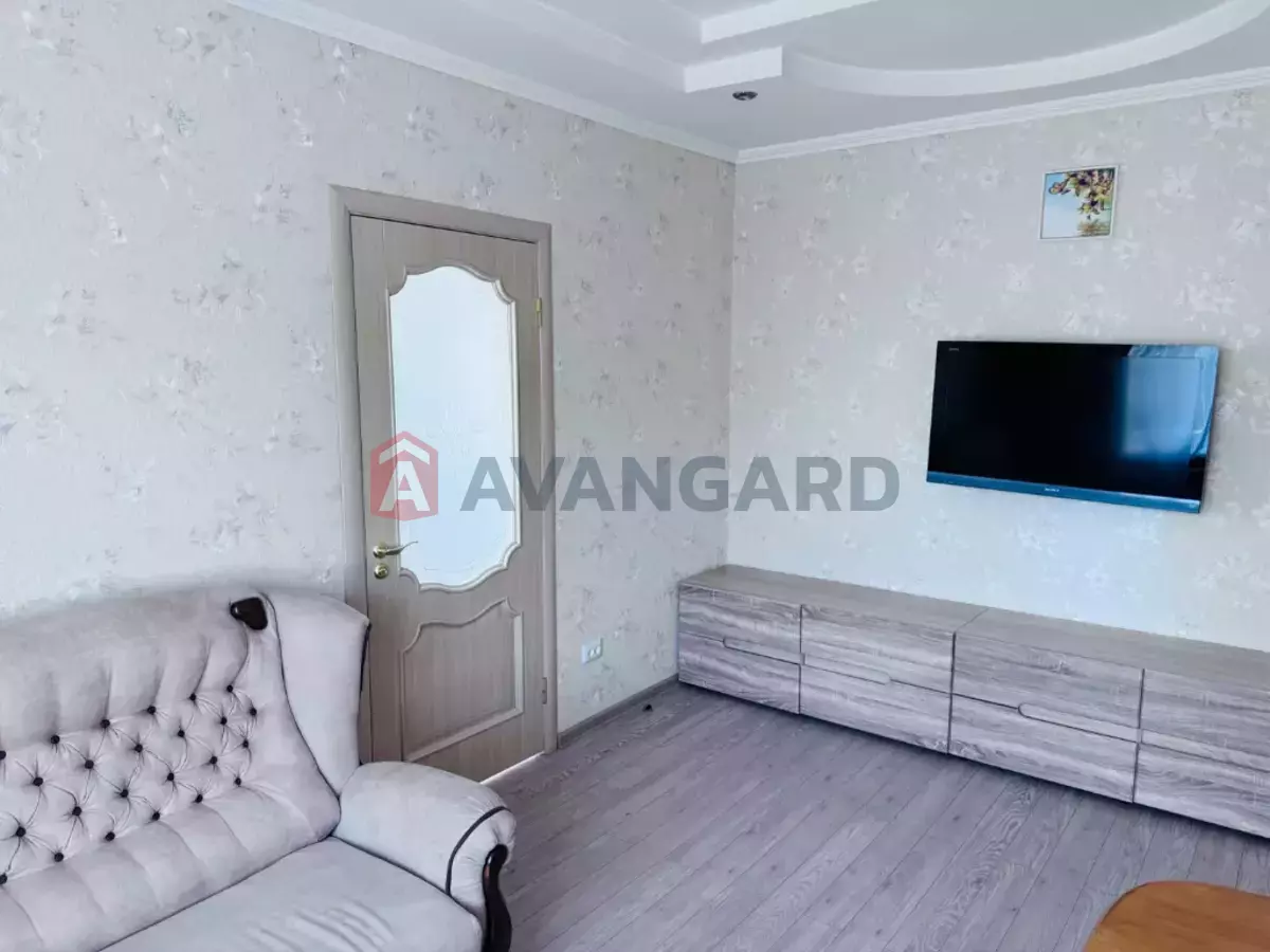 2 ����. ��������, 43/30/7 ��. �., 2/9 ���� ���� 2