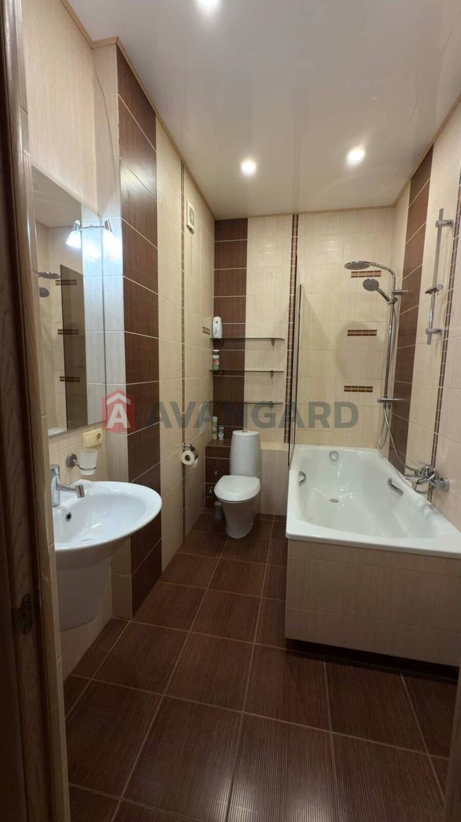 2 ����. ��������, 73/-/- ��. �., 2/10 ���� ���� 9