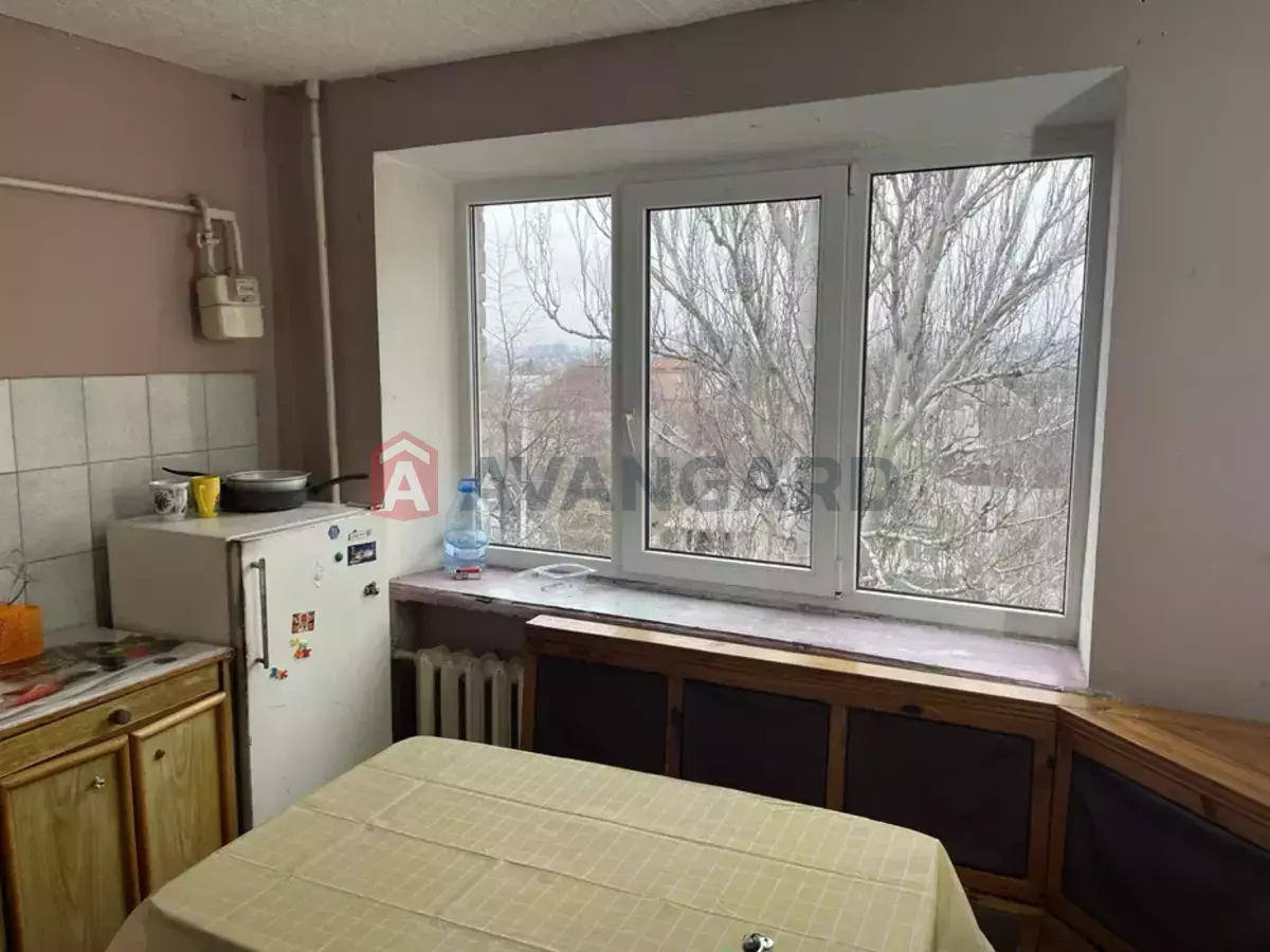 1 . , 33/-/9 . ., 4/5   2