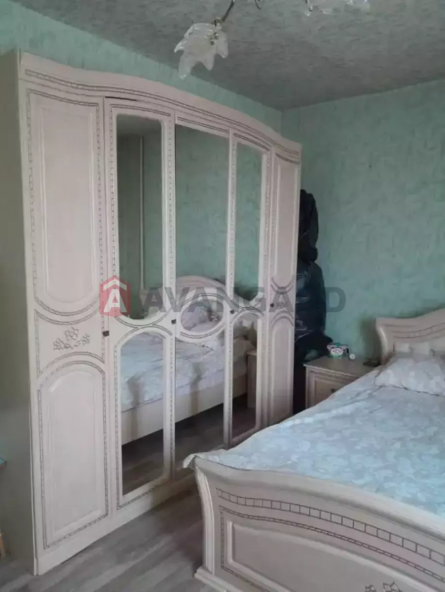 2 ��. ��������, 60/-/9 ��. �., 4/5 ������ ���� 13