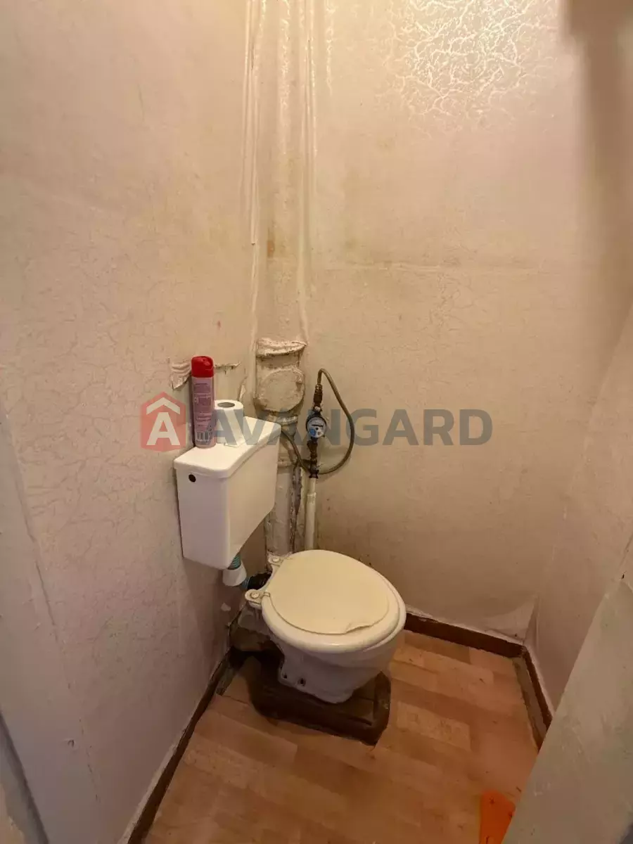 2 ����. ��������, 60/-/- ��. �., 4/4 ���� ���� 6