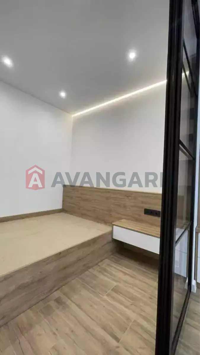 1 ��. ��������, 46/-/- ��. �., 5/10 ������ ���� 3