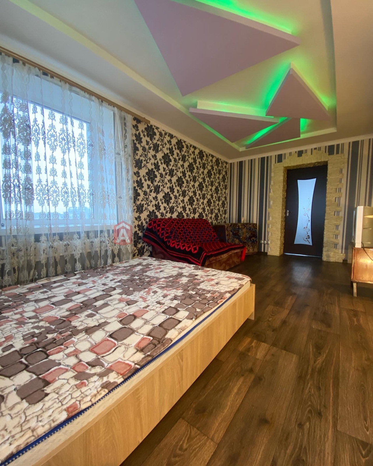 2 . , 50/30/8 . ., 9/9   3