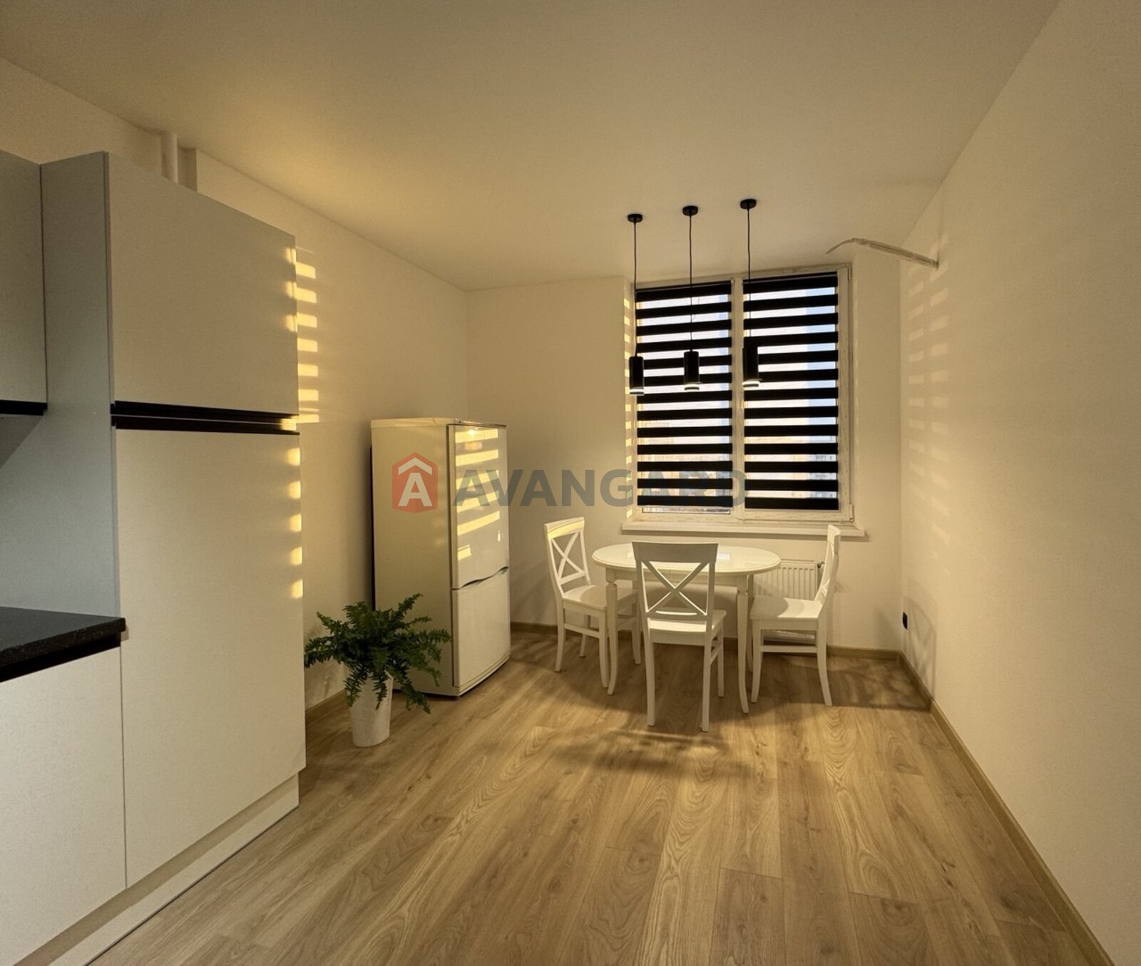 1 ��. ��������, 48/-/14 ��. �., 9/17 ������ ���� 10