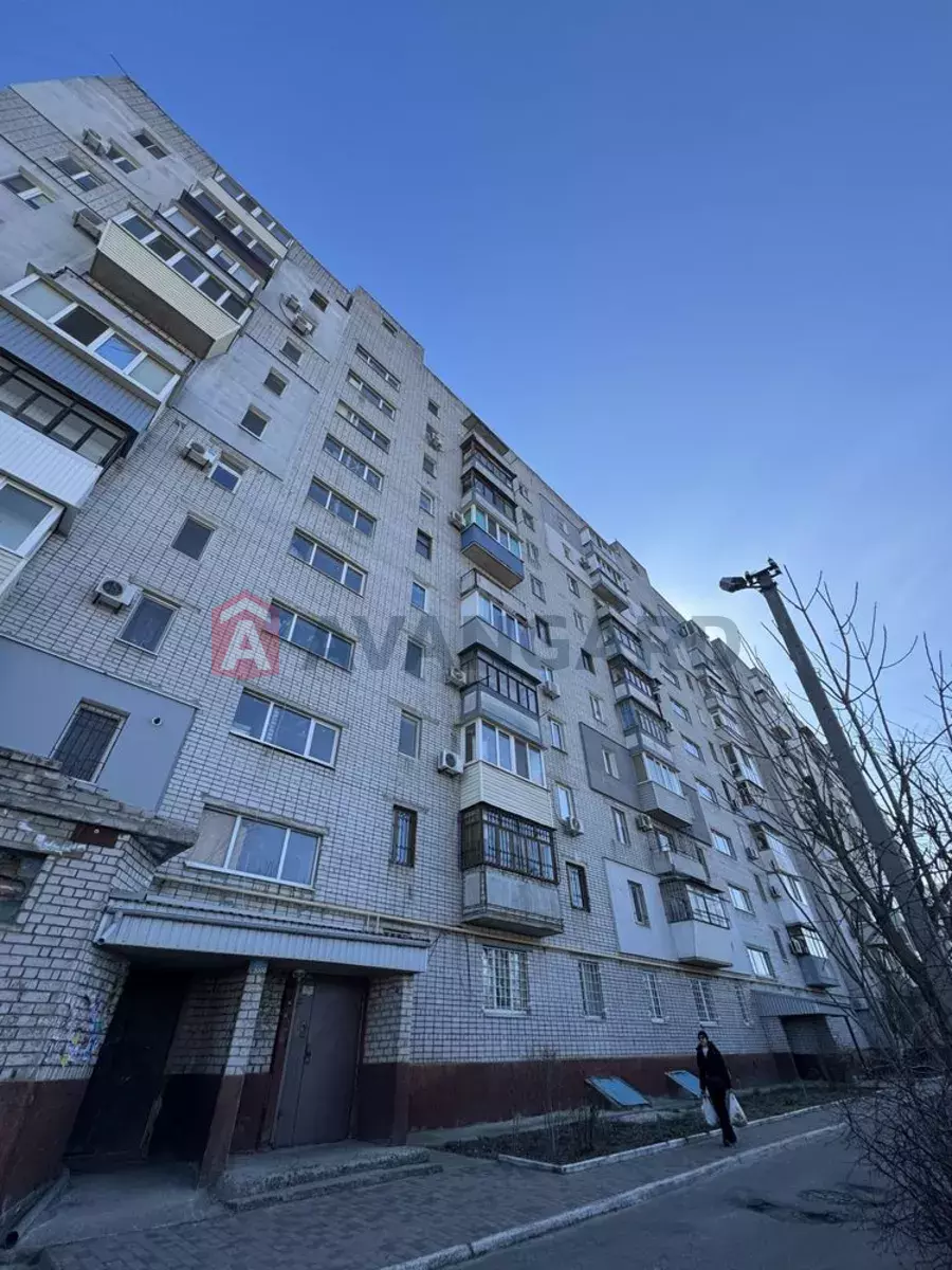 3 ����. ��������, 64/-/15 ��. �., 7/9 ���� ���� 4