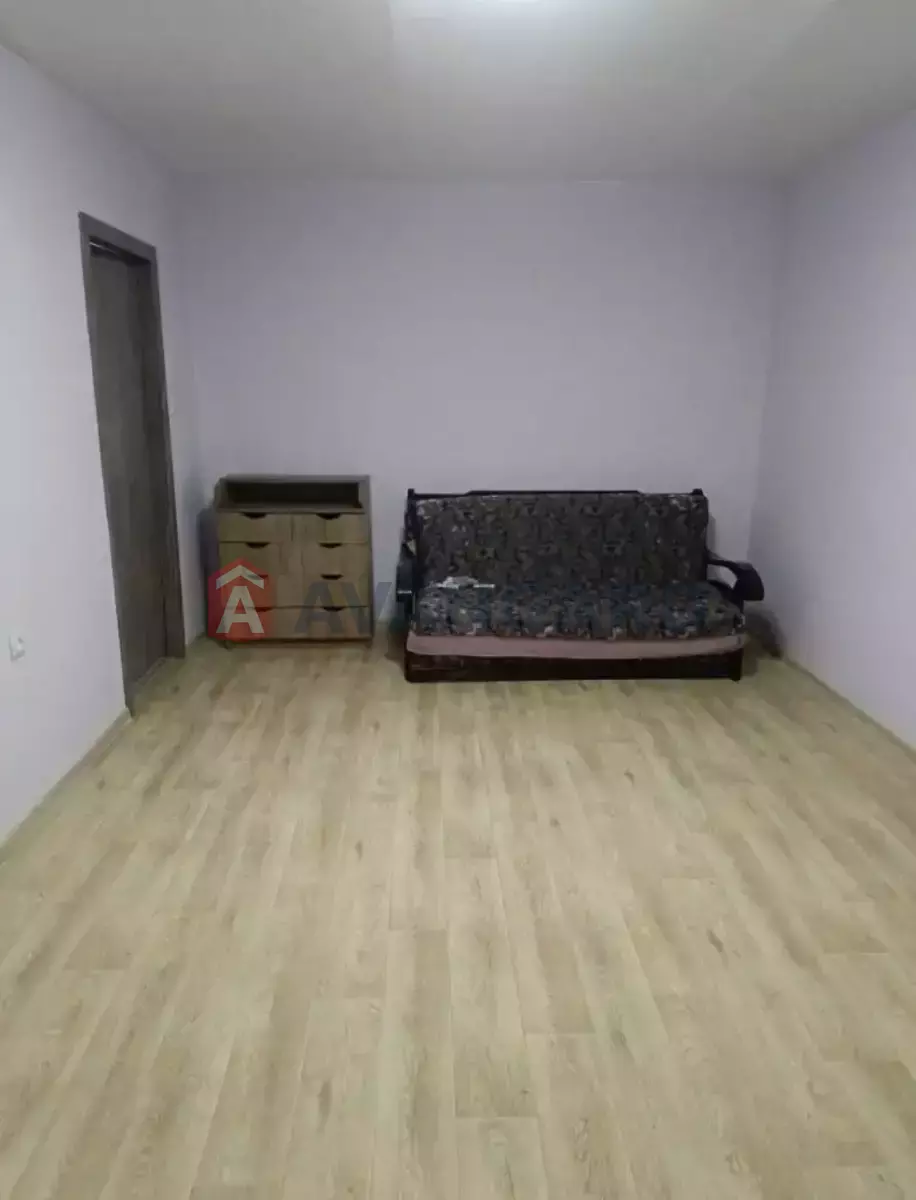 2 ��. ��������, 46/28/8 ��. �., 10/10 ������ ���� 9