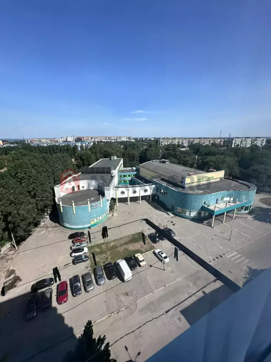 1 ��. ��������, 40/19/8 ��. �., 11/12 ������ ���� 7