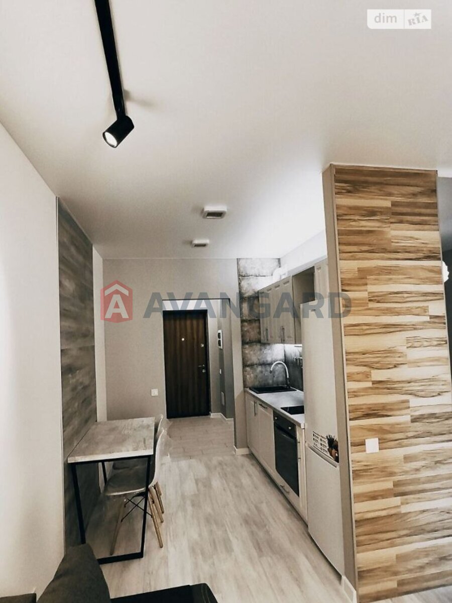 1 ��. ��������, 35/10/16 ��. �., 11/26 ������ ���� 5