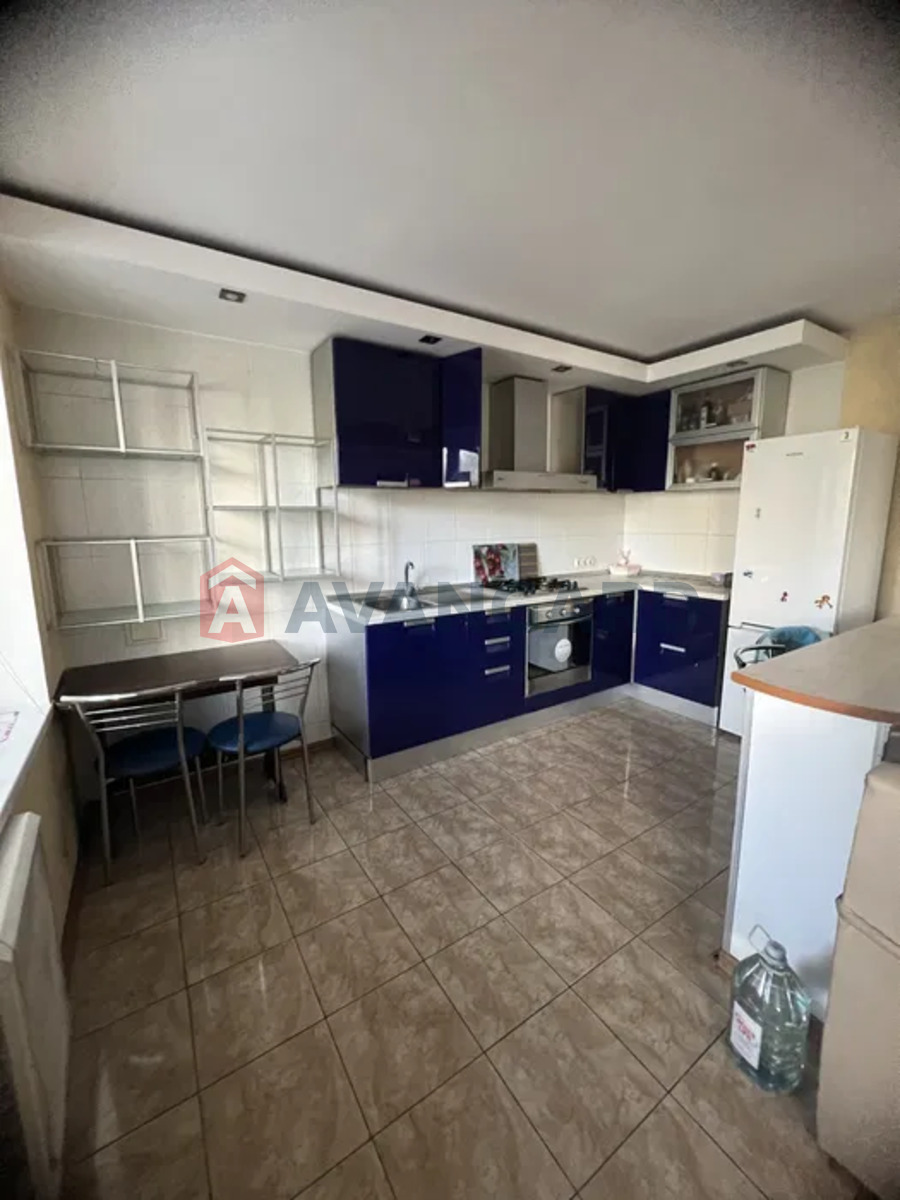 3 . , 77/-/8 . ., 5/9   2